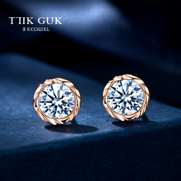 18k金镶嵌耳钉图片 18k金镶嵌耳钉图片